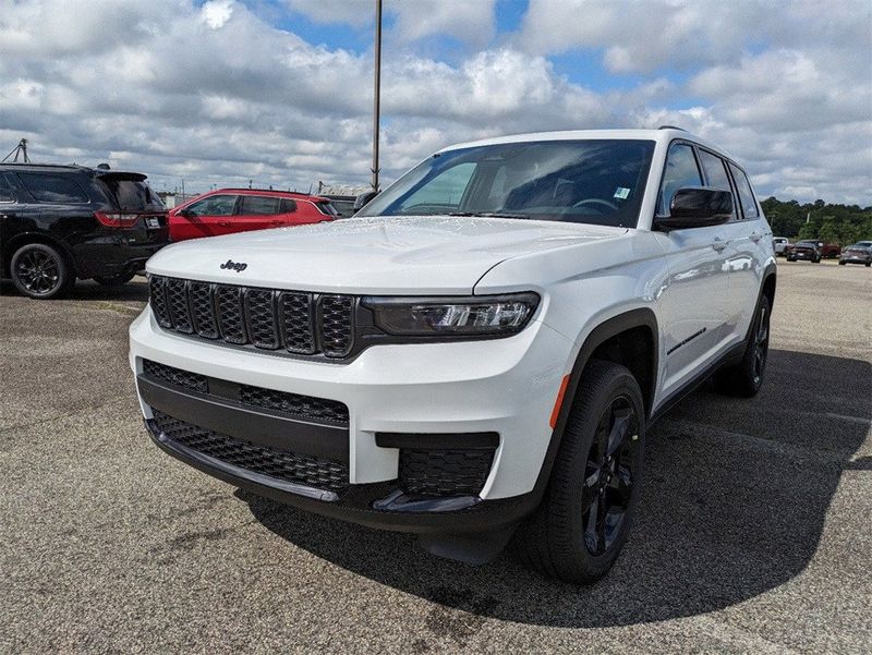 2024 Jeep Grand Cherokee L Altitude 4x4Image 8