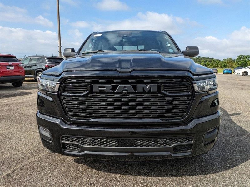 2025 RAM 1500 Tradesman Crew Cab 4x2 5