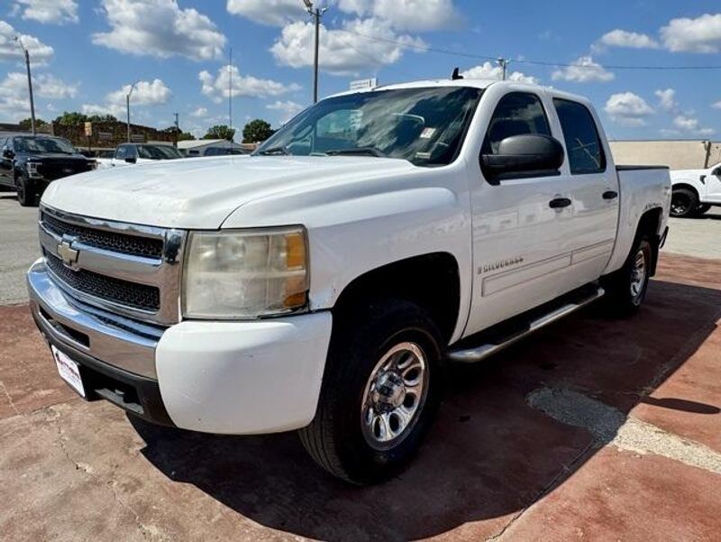 Used 2009 Chevrolet Silverado 1500 LTImage 1