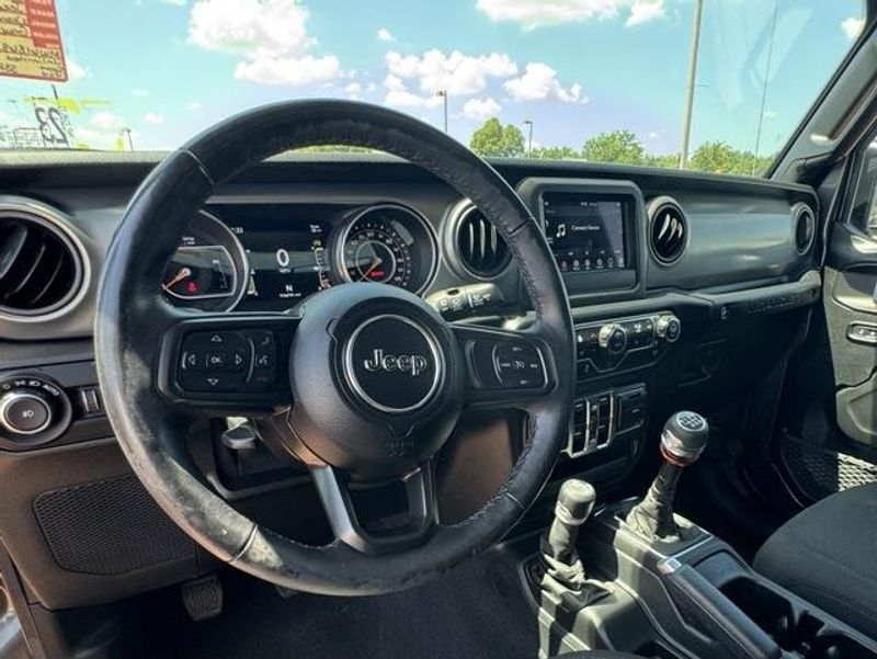 Used 2021 Jeep Wrangler Unlimited WillysImage 9