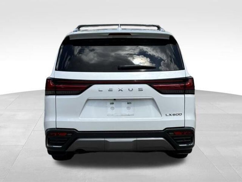 Used 2022 Lexus LX 600 Luxury