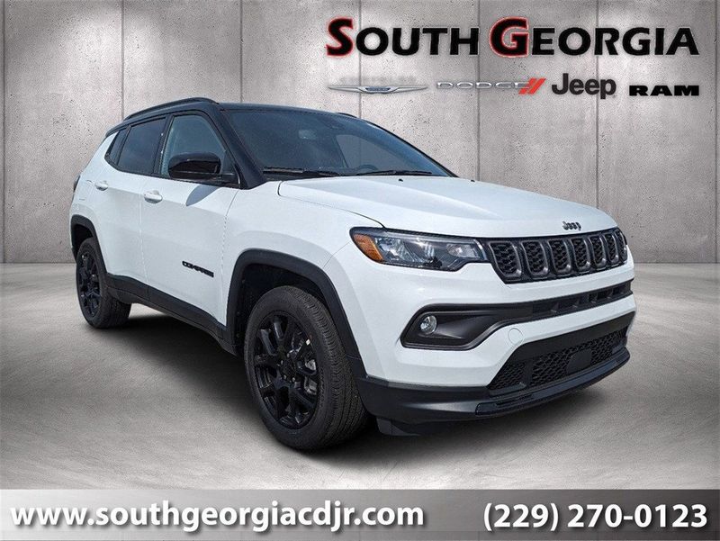 2024 Jeep Compass Latitude 4x4Image 1