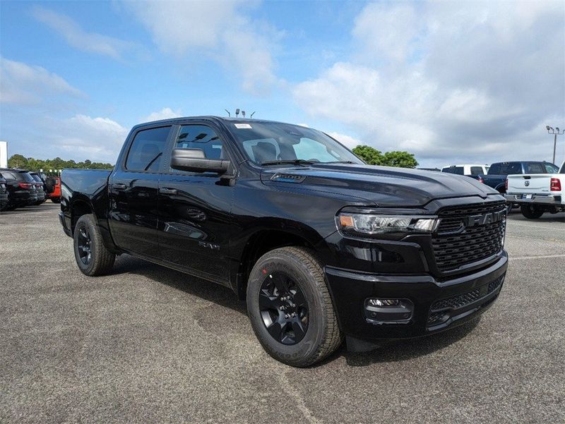 2025 RAM 1500 Tradesman Crew Cab 4x2 5