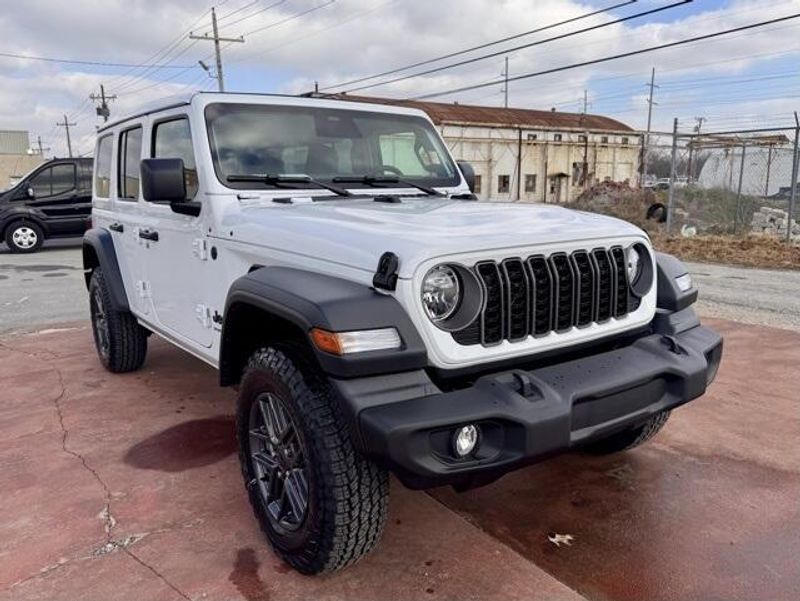 New 2026 Jeep Wrangler 4-door Sport SImage 3