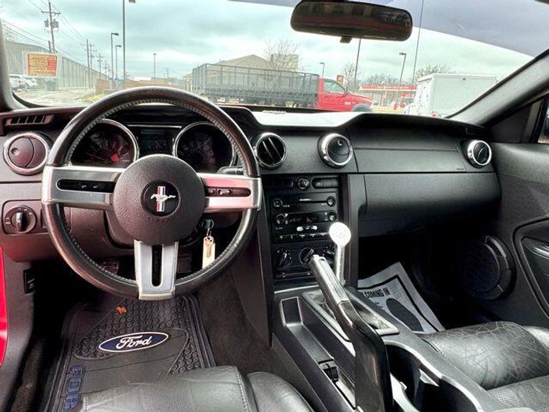 Used 2006 Ford Mustang GT PremiumImage 6