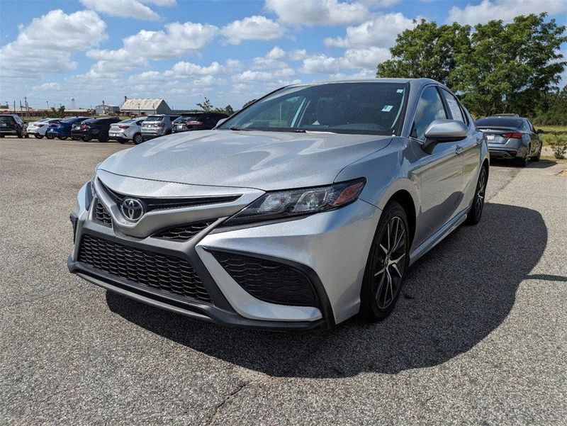 2021 Toyota Camry SE NightshadeImage 8