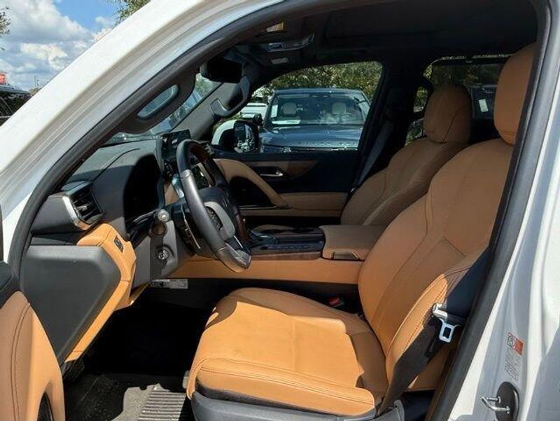 Used 2022 Lexus LX 600 Luxury