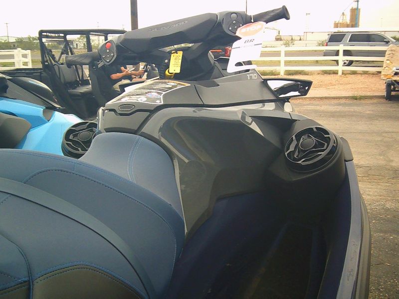 NEW 2026 SEADOO GTX 170 WITH SOUND SYSTEM Image 10