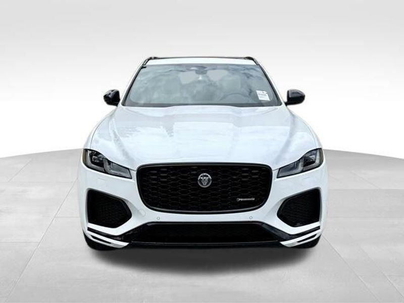 2025 Jaguar F-PACE R-Dynamic S
