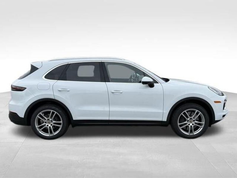 Used 2023 Porsche Cayenne Platinum Edition