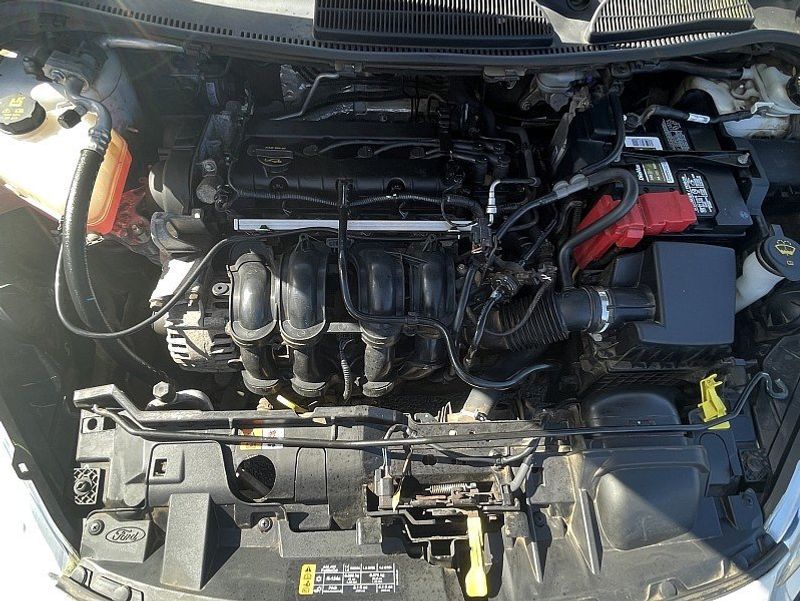 2017 Ford Fiesta 4d Hatchback TitaniumImage 19