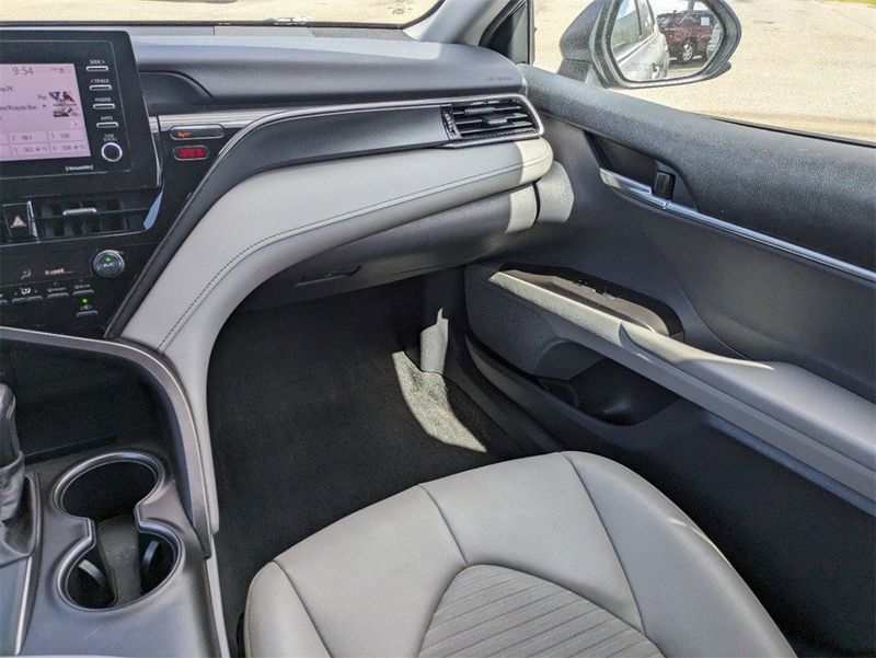 2021 Toyota Camry SE NightshadeImage 16