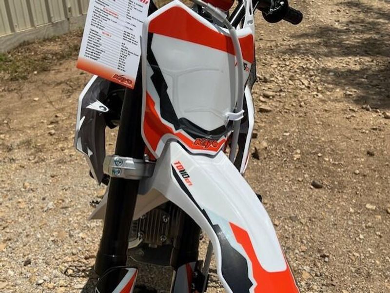 New 2025 KAYO TD110 EFI WHITE Image 10