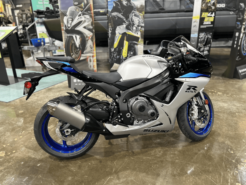 New 2026 Suzuki GSX-R600 Image 4