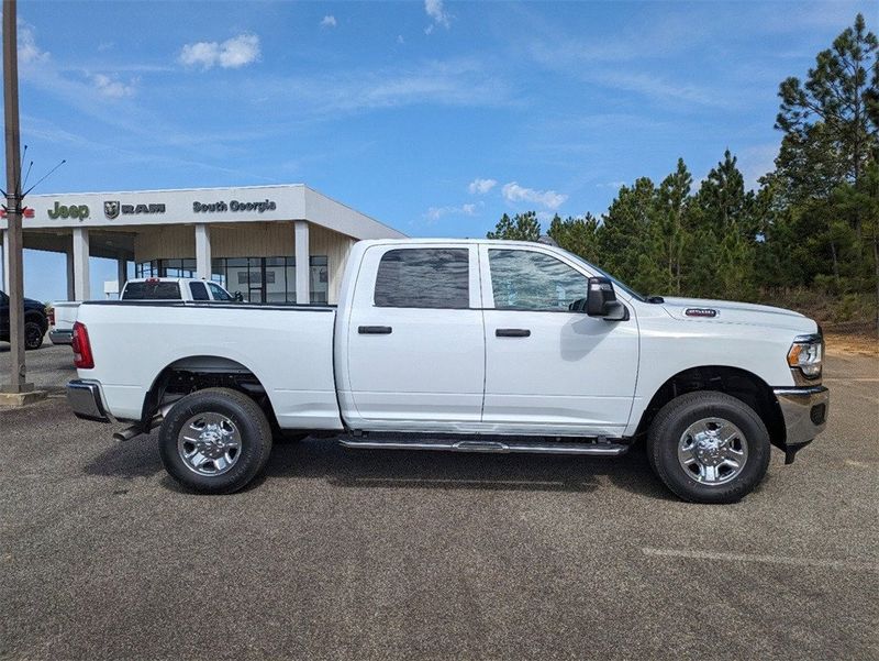 2024 RAM 2500 Tradesman Crew Cab 4x4 6