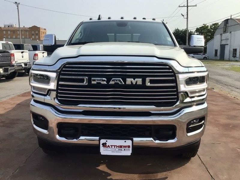 2024 RAM 3500 Laramie Crew Cab 4x4 8