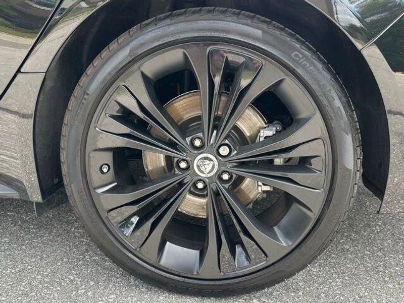 2024 Jaguar XF R-Dynamic SE