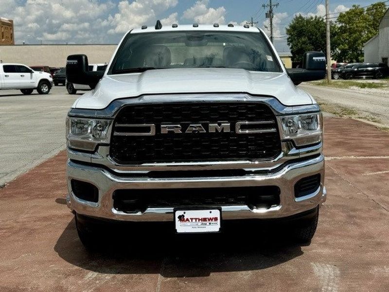 2024 RAM 3500 Tradesman Crew Cab 4x4 8