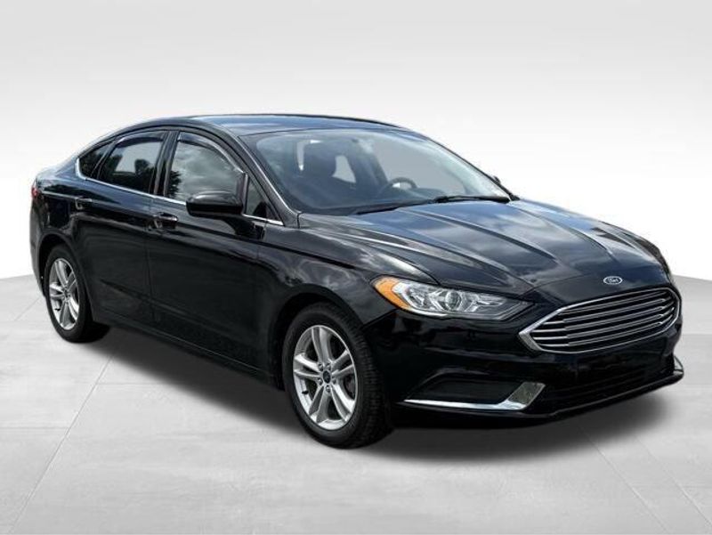 Used 2018 Ford Fusion SE