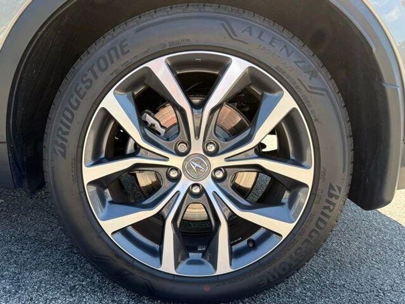 Used 2024 Acura MDX w/Technology Package