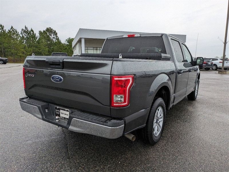 2017 Ford F-150 XLTImage 4
