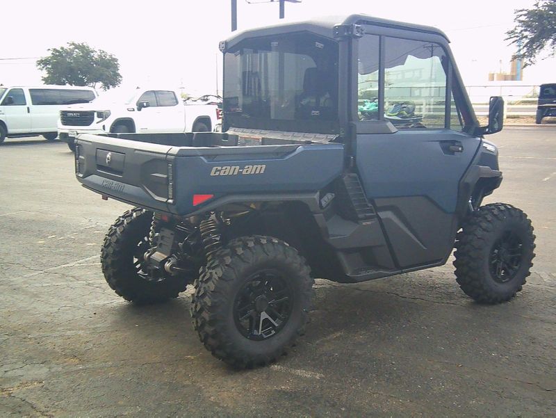 NEW 2026 CAN-AM DEFENDER LIMITED CAB HD11 Image 5