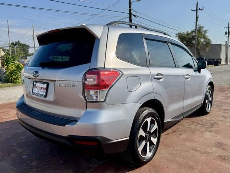 Used 2018 Subaru Forester 2.5i PremiumImage 5