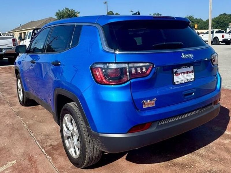 Used 2025 Jeep Compass SportImage 7