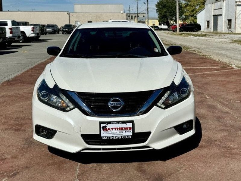 2017 Nissan Altima 2.5 SRImage 2