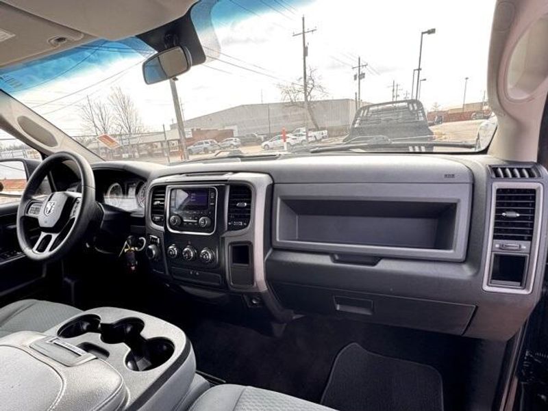 Used 2016 RAM 1500 ExpressImage 14