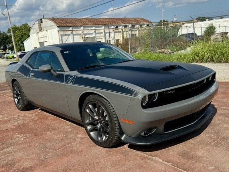 2023 Dodge Challenger R/TImage 3