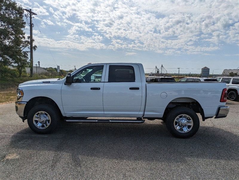 2024 RAM 2500 Tradesman Crew Cab 4x4 6