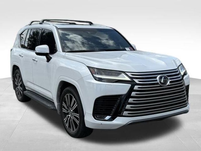 Used 2022 Lexus LX 600 Luxury