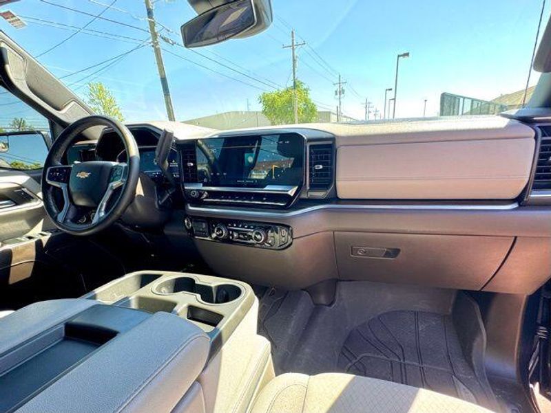 Used 2023 Chevrolet Silverado 1500 LTImage 13