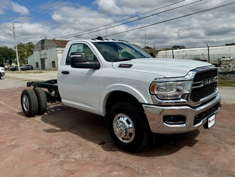 2024 RAM 3500 Tradesman Chassis Regular Cab 4x4 60