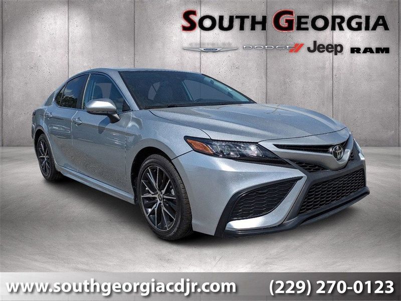 2021 Toyota Camry SE NightshadeImage 1