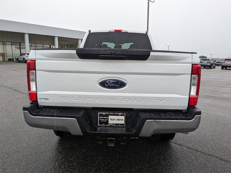 2018 Ford F-250 XLTImage 5