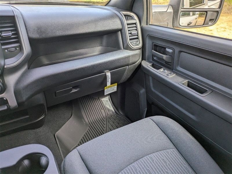 2024 RAM 2500 Tradesman Crew Cab 4x4 6