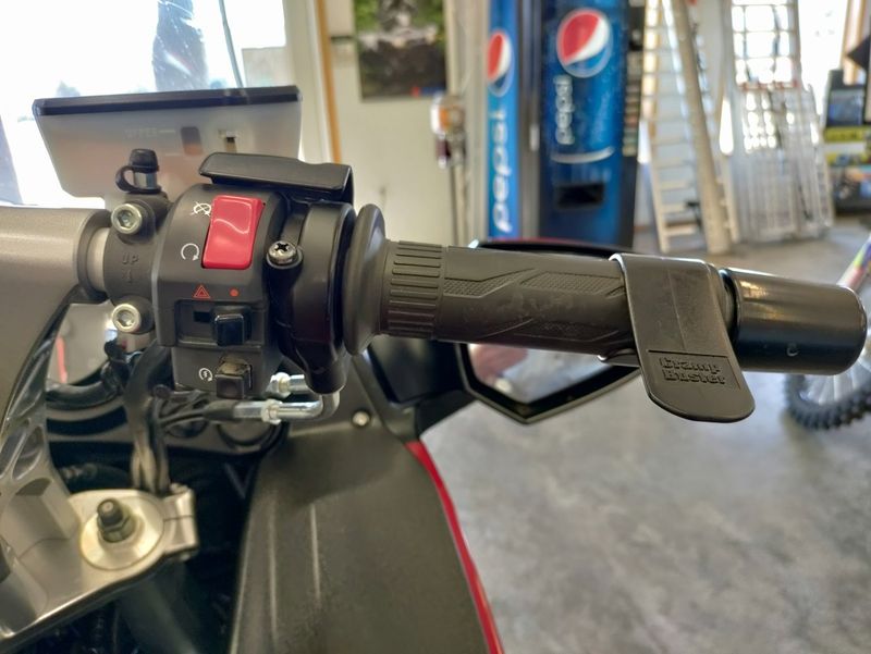 2014 Kawasaki ZG1400CEF Image 12