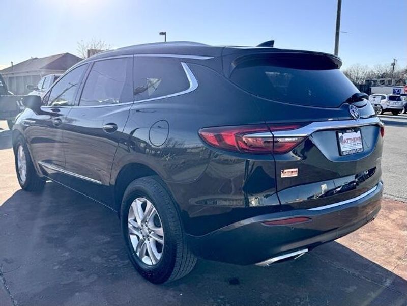 Used 2019 Buick Enclave EssenceImage 8