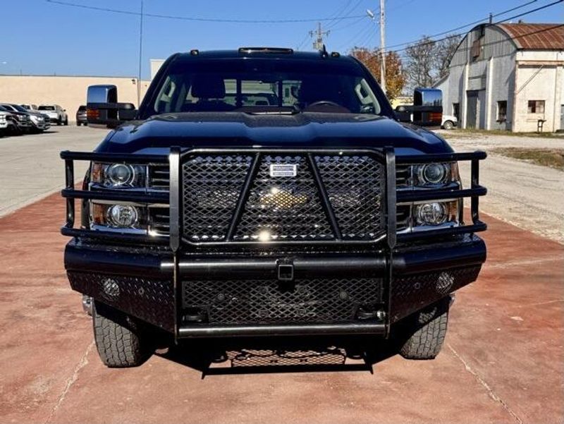 Used 2016 Chevrolet Silverado 3500HD High CountryImage 3