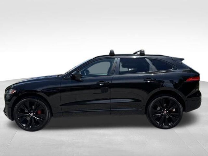 2019 Jaguar F-PACE S