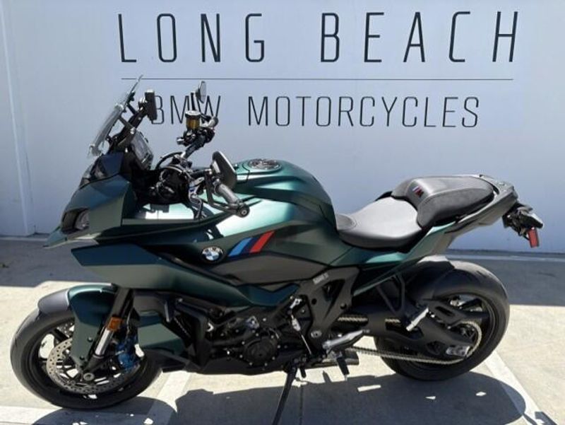 2026 BMW M 1000 XR