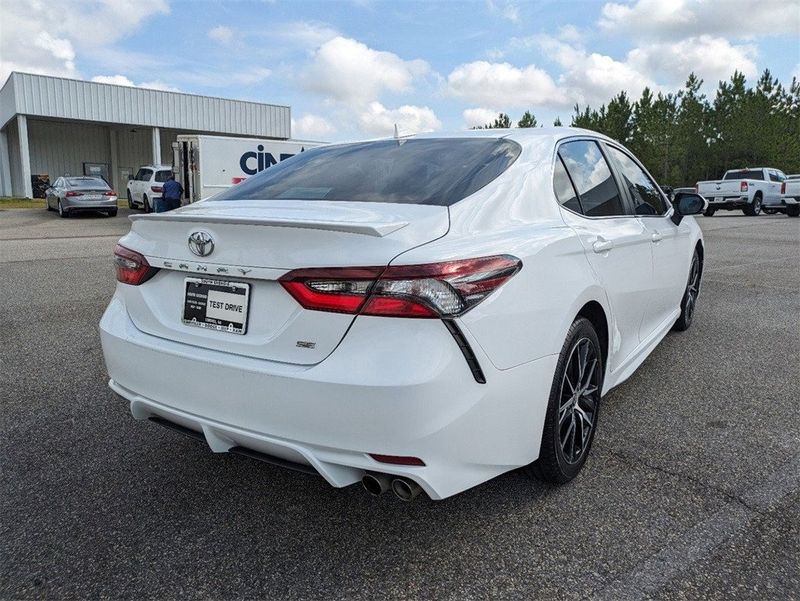 2021 Toyota Camry Image 4