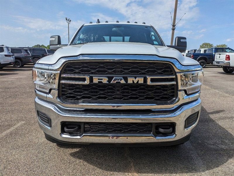 2024 RAM 2500 Tradesman Crew Cab 4x4 6