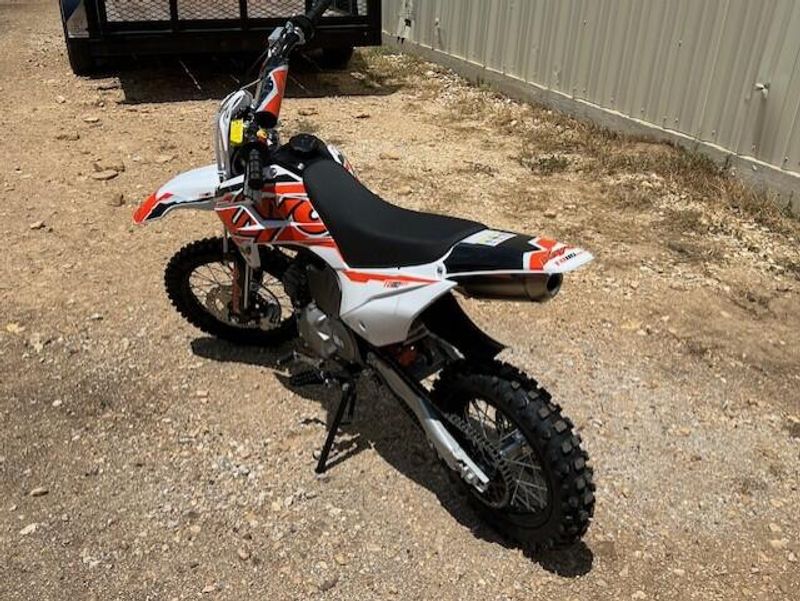 New 2025 KAYO TD110 EFI WHITE Image 5