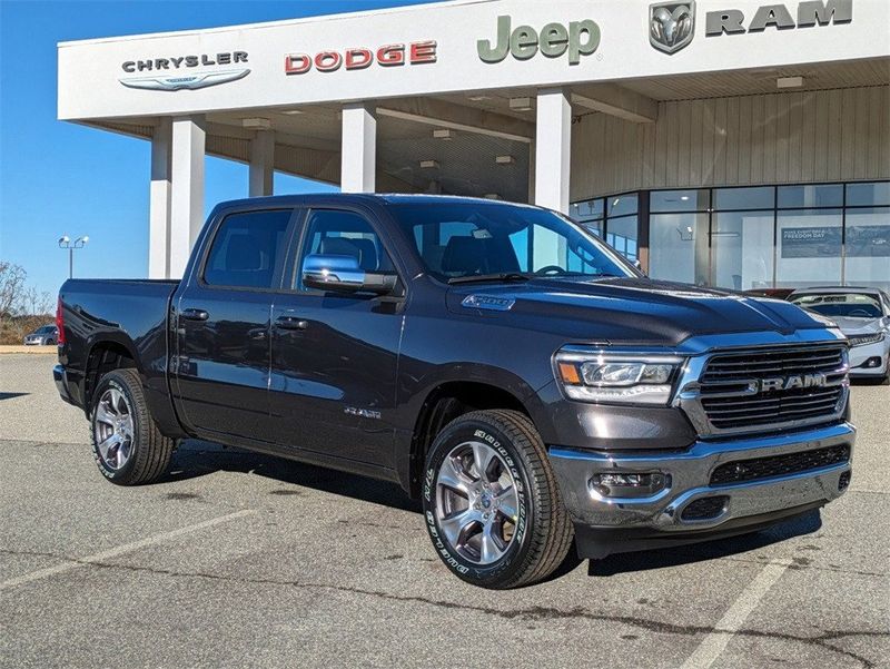 2024 RAM 1500 Laramie Crew Cab 4x4 5