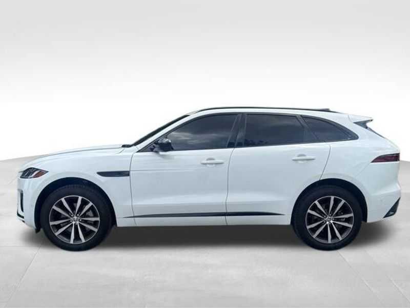2025 Jaguar F-PACE R-Dynamic S