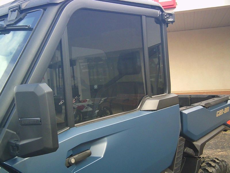 NEW 2026 CAN-AM DEFENDER LIMITED CAB HD11 Image 12