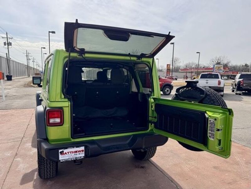 New 2026 Jeep Wrangler 4-door Sport SImage 9
